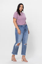 Load image into Gallery viewer, Plus High Rise Relaxed Straight Jeans
